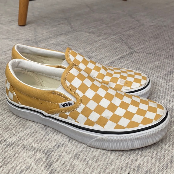 Yellow checkered slip on Vans, Women’s size 7 - Picture 1 of 6